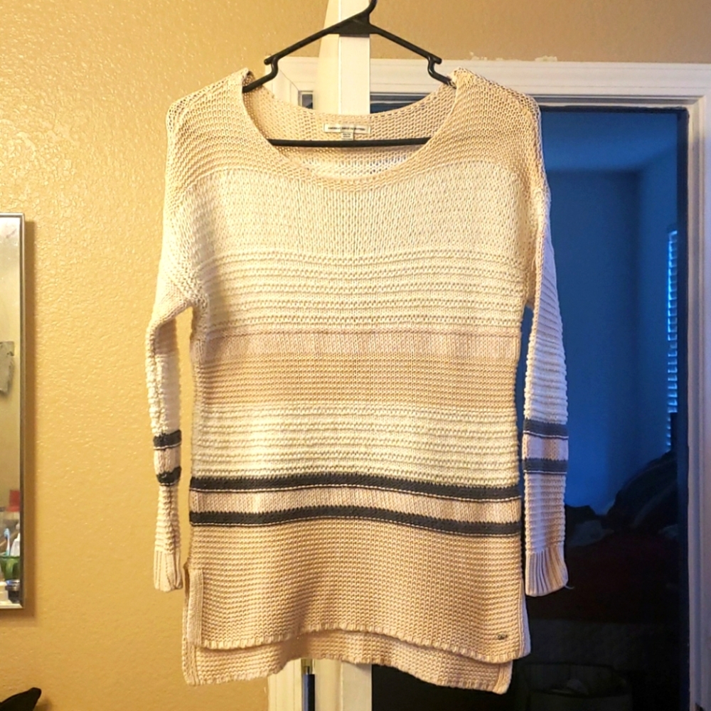 American Eagle sweater XS